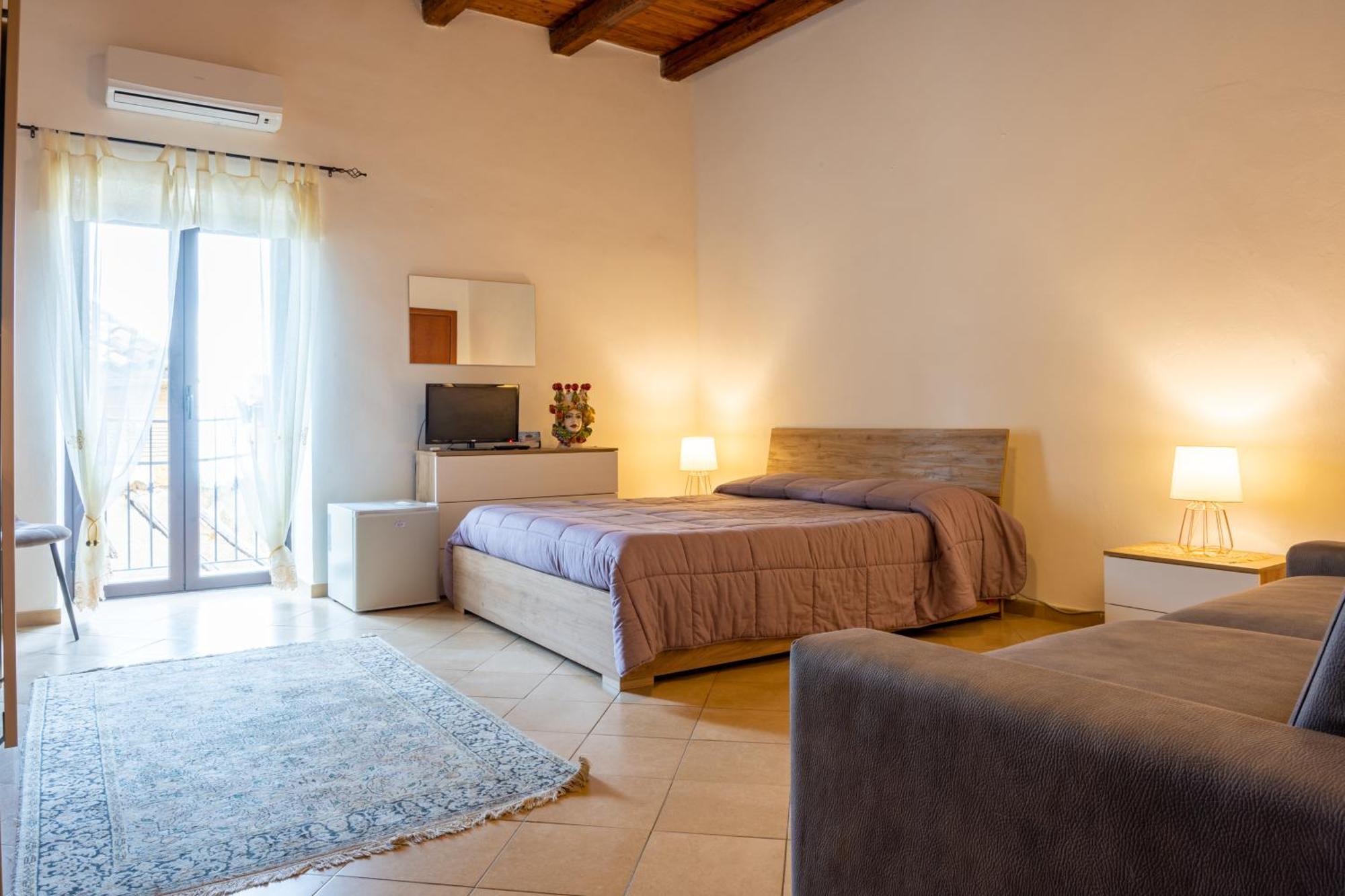 Le Teste Di Moro Al Duomo Bed & Breakfast Agrigento Exterior photo