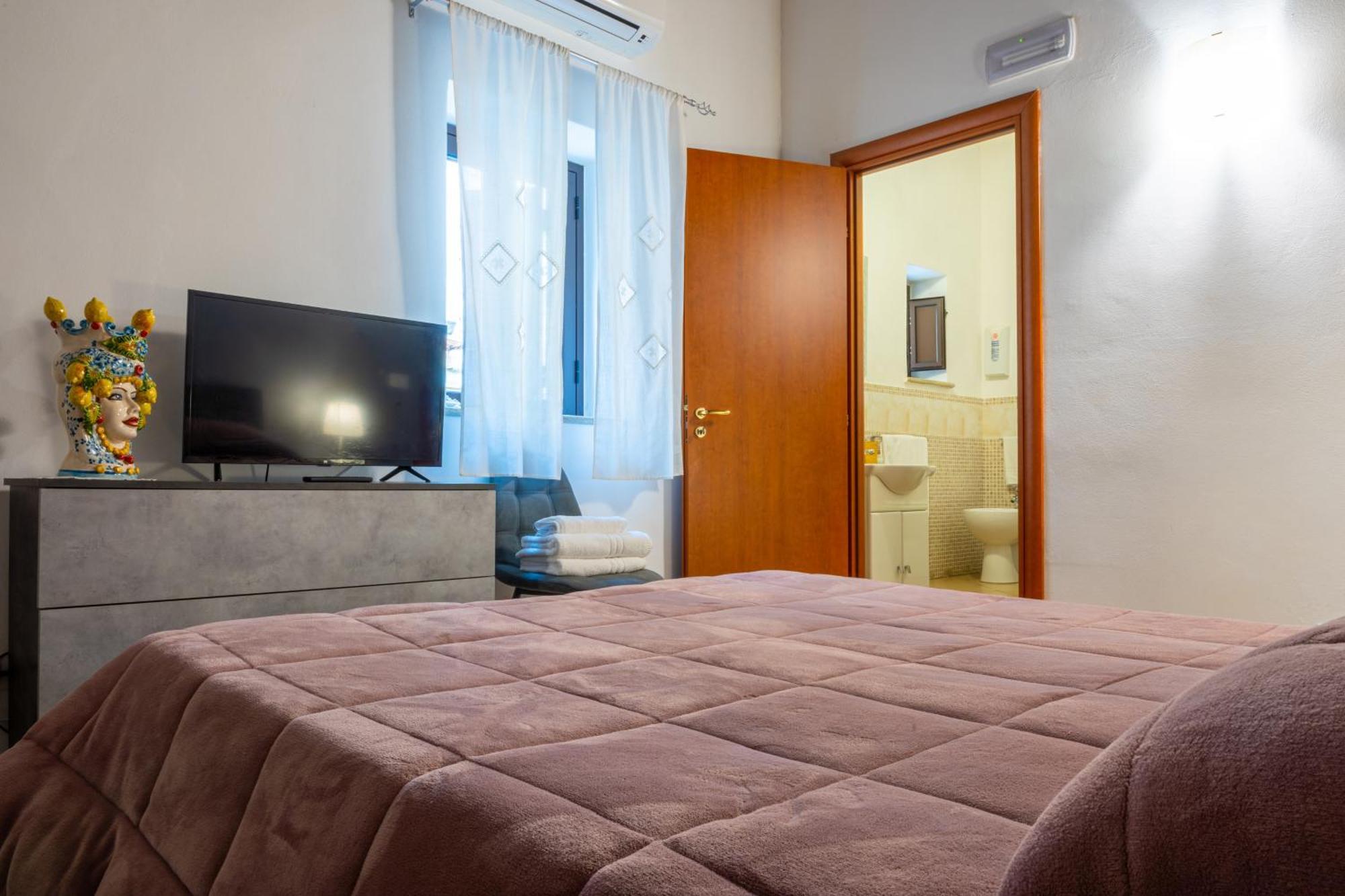 Le Teste Di Moro Al Duomo Bed & Breakfast Agrigento Exterior photo