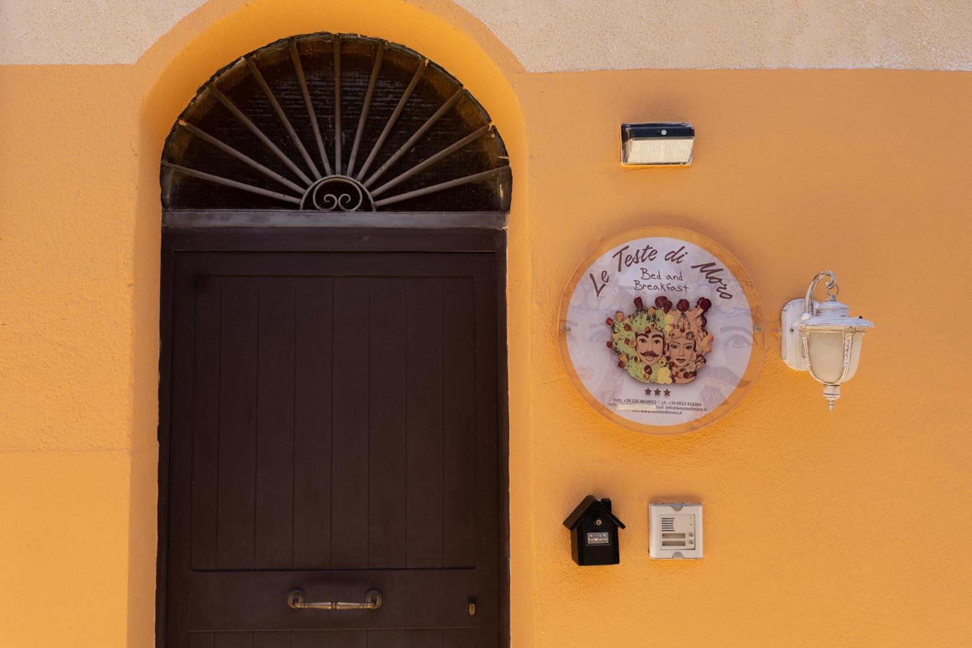 Le Teste Di Moro Al Duomo Bed & Breakfast Agrigento Exterior photo