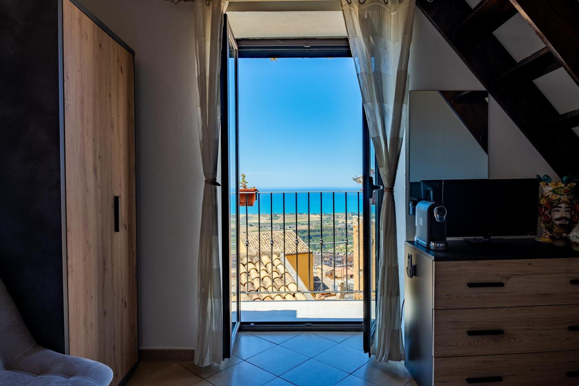 Le Teste Di Moro Al Duomo Bed & Breakfast Agrigento Exterior photo